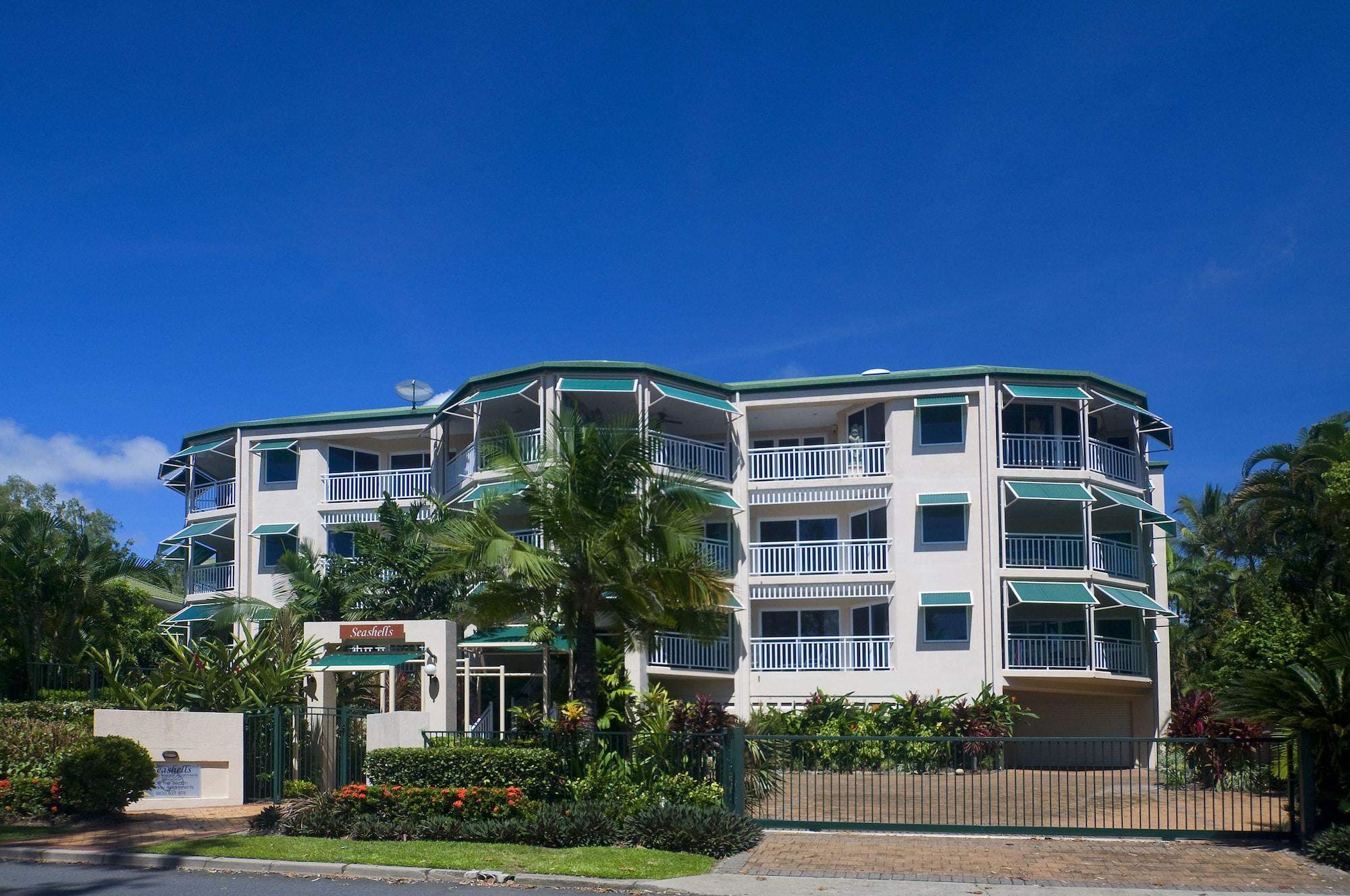 On The Beach Apartments Trinity Beach Bagian luar foto